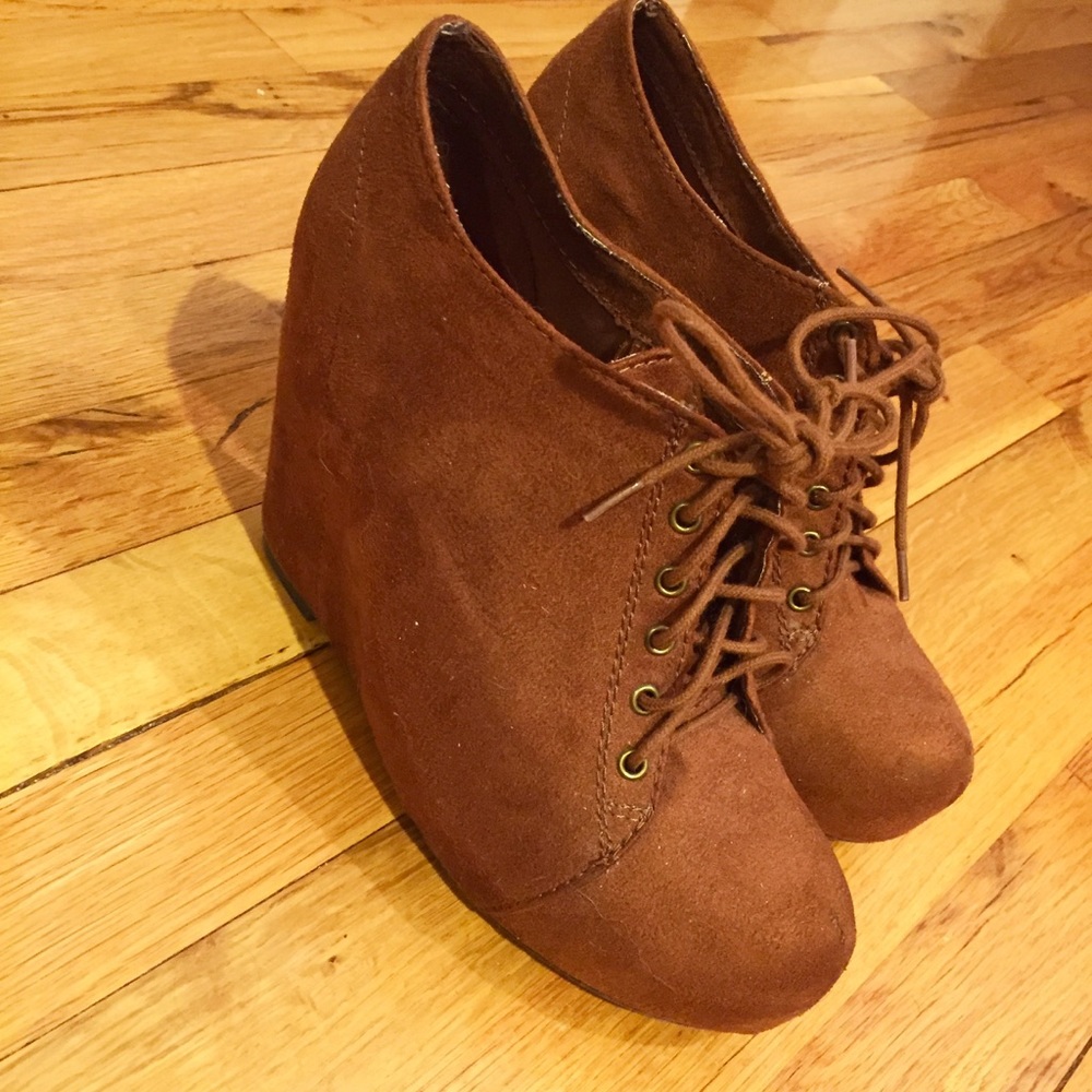 4 Inch Brown Wedges